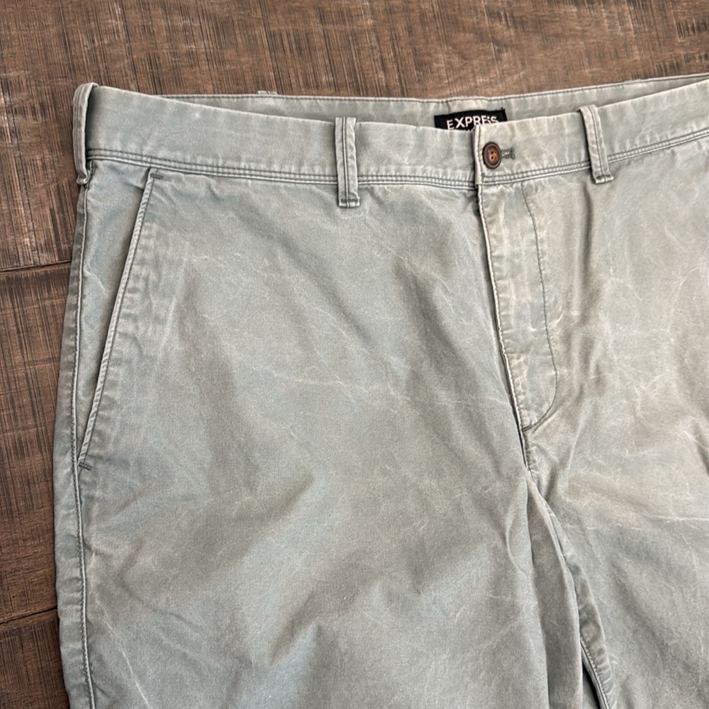 EXPRESS MEN SHORTS SIZE 38. - Picture 5 of 9